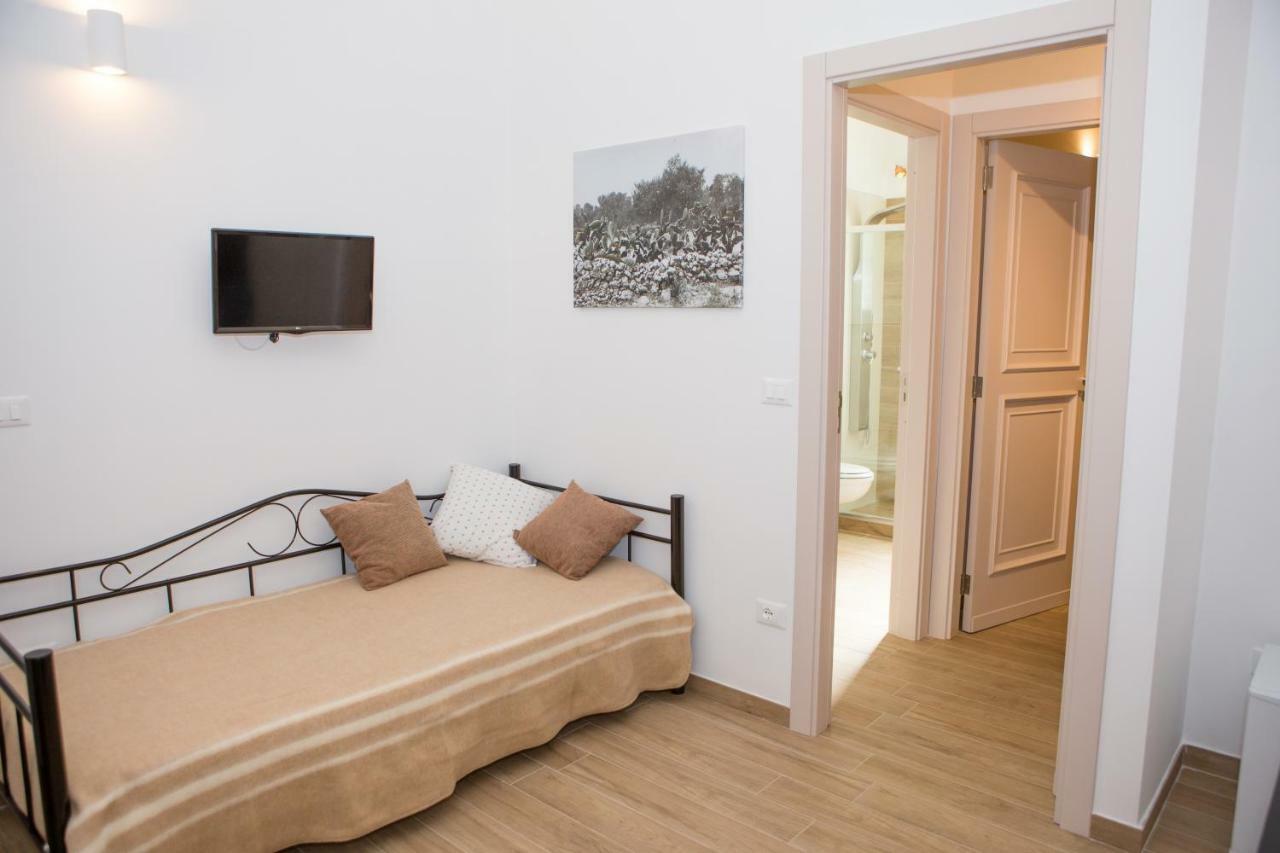 B&B Medali Верноле Экстерьер фото